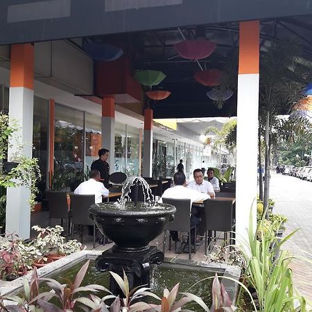 D'Arcici Hotel Cempaka Putih Jakarta Ngoại thất bức ảnh